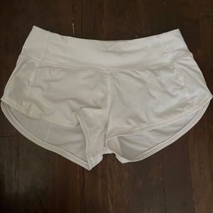 white Lululemon speed ups